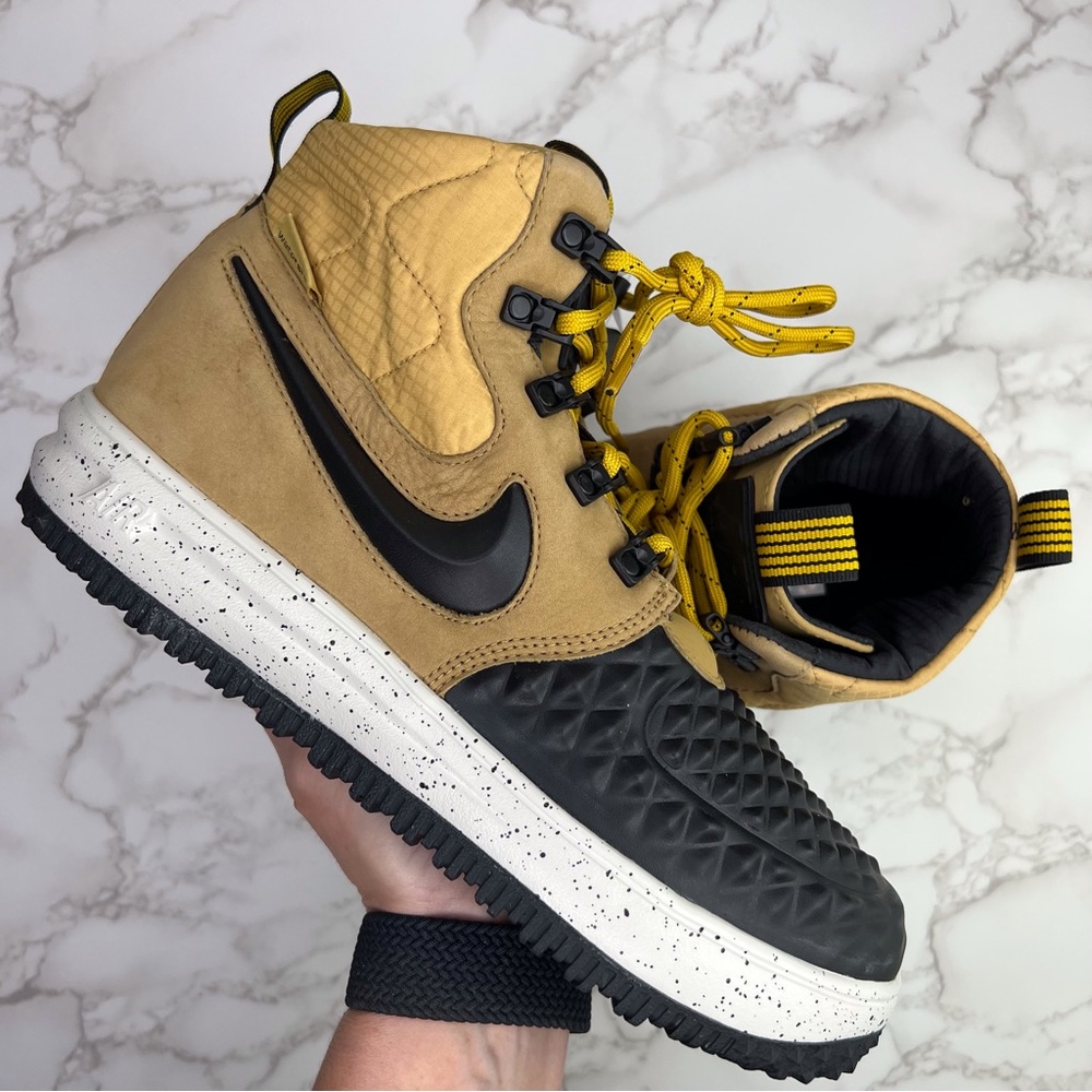 Nike Lunar Force 1 Duckboot - Picture 2 of 16